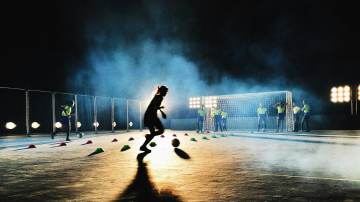 世界杯已经让国际足联“大到不能倒”？｜天博体育首页（配图示意）